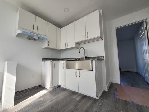 1141 Pleasant St, Fall River, MA 02723 photo 14