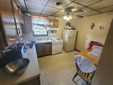 1141 Pleasant St, Fall River, MA 02723 photo 6