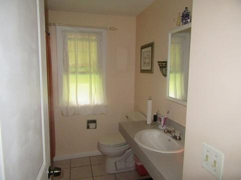 92 Maebeth St, Springfield, MA 01119 photo 14