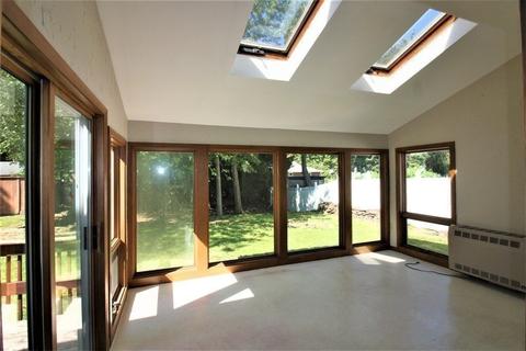 116 Donbray Rd, Springfield, MA 01119 photo 31