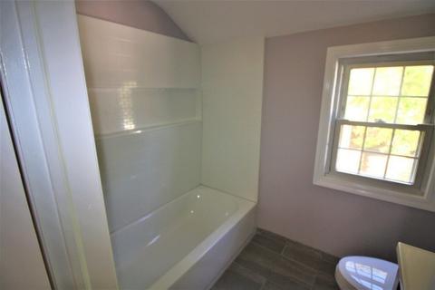 116 Donbray Rd, Springfield, MA 01119 photo 15