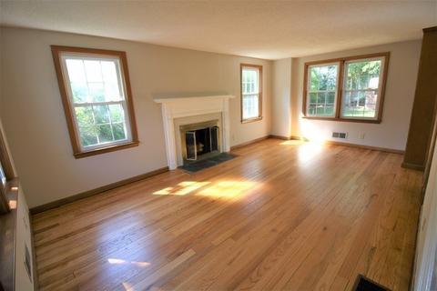 116 Donbray Rd, Springfield, MA 01119 photo 3