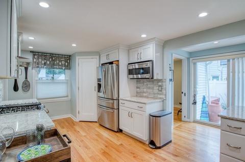 15 Fenway Dr, Springfield, MA 01119 photo 6