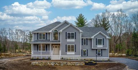 115 Ogunquit Rd, North Andover, MA 01845 photo 1