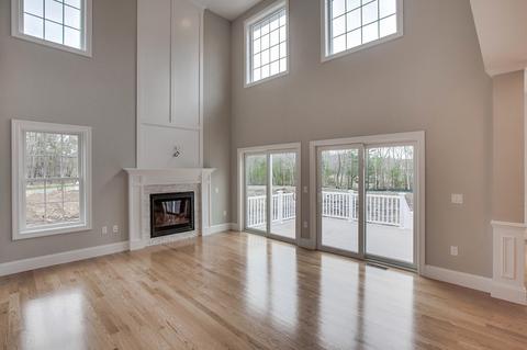 115 Ogunquit Rd, North Andover, MA 01845 photo 9