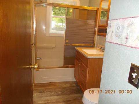 18 Redden St, Springfield, MA 01119 photo 20