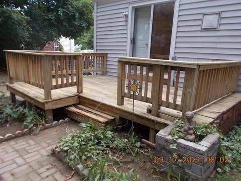 18 Redden St, Springfield, MA 01119 photo 5
