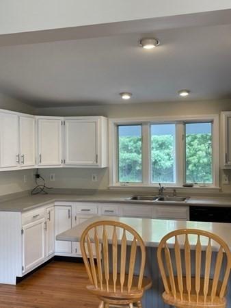 21 Robbins Rd, Ayer, MA 01432 photo 9