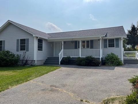 21 Robbins Rd, Ayer, MA 01432 photo 2