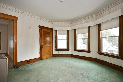 27 Kosta St, Worcester, MA 01607 photo 16