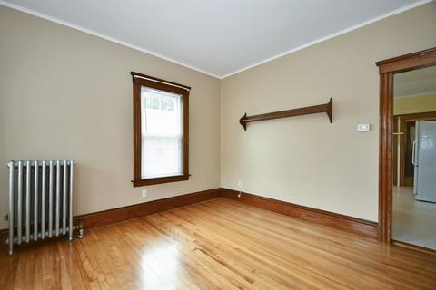 27 Kosta St, Worcester, MA 01607 photo 5