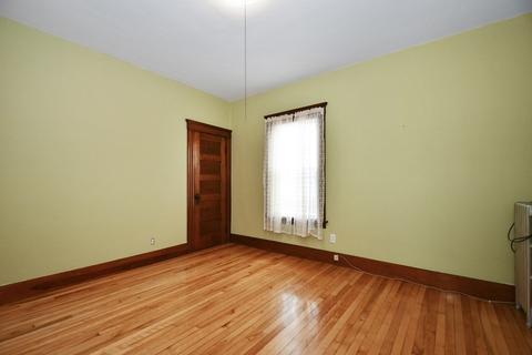 27 Kosta St, Worcester, MA 01607 photo 11