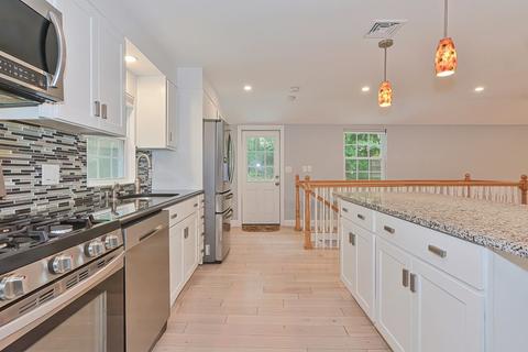 9 Shore Dr, Upton, MA 01568 photo 7