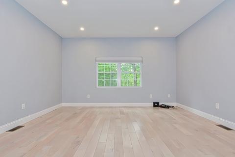 9 Shore Dr, Upton, MA 01568 photo 13