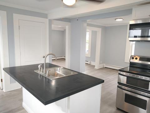 1417 Worcester St, Springfield, MA 01151 photo 3