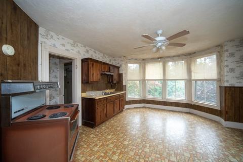 165 Beacon St, Clinton, MA 01510 photo 22