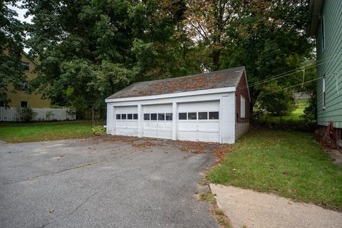 165 Beacon St, Clinton, MA 01510 photo 5