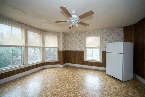 165 Beacon St, Clinton, MA 01510 photo 23