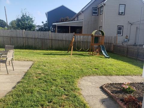 156 Pitman St, Fall River, MA 02723 photo 11