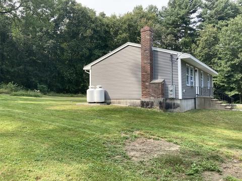 40 Main St, Douglas, MA 01516 photo 5