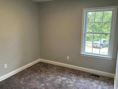 40 Main St, Douglas, MA 01516 photo 13
