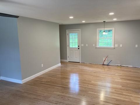40 Main St, Douglas, MA 01516 photo 9