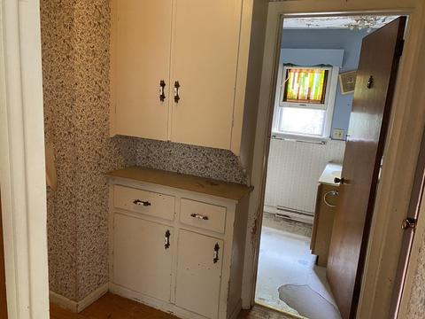105 Plain St, Easthampton, MA 01027 photo 19