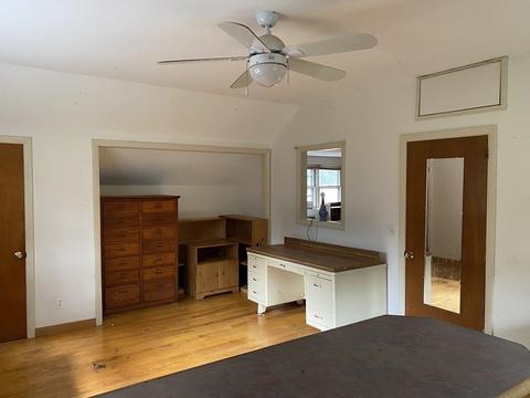 105 Plain St, Easthampton, MA 01027 photo 17