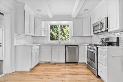 21 Park View Dr, Hingham, MA 02043 photo 4