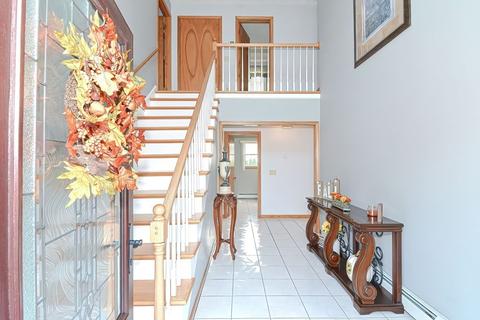 63 Family Dr, Fall River, MA 02724 photo 3