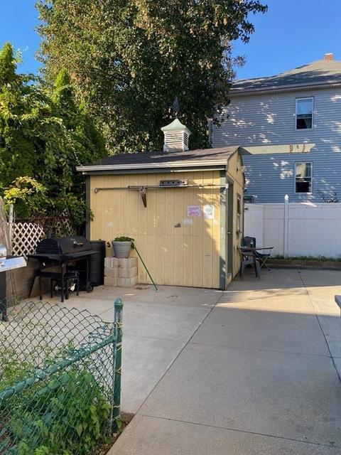 866 Locust, Fall River, MA 02720 photo 3
