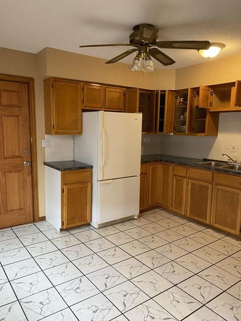 866 Locust, Fall River, MA 02720 photo 19