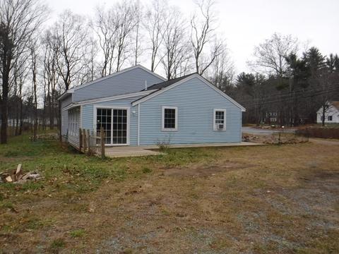 393 Main St, Townsend, MA 01469 photo 3