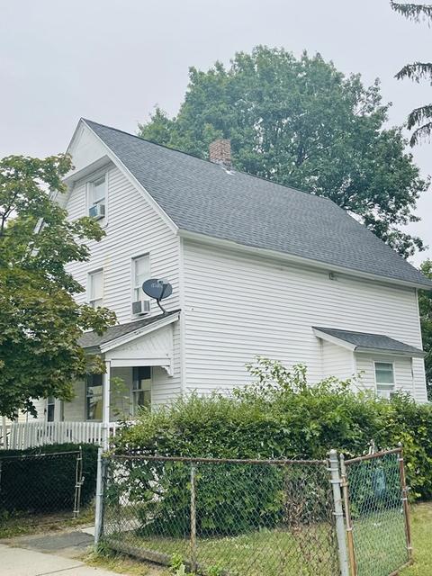 35 Andrew St, Springfield, MA 01109 photo 2