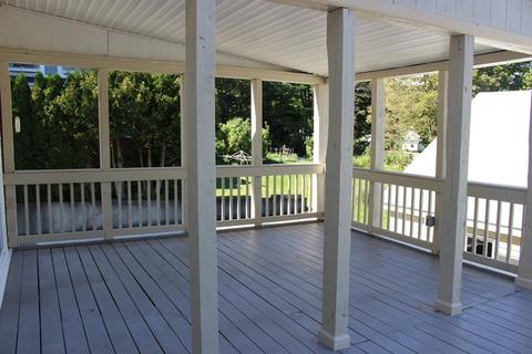196 W River St, Orange, MA 01364 photo 4