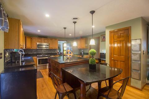 458 Elm St, Raynham, MA 02767 photo 12