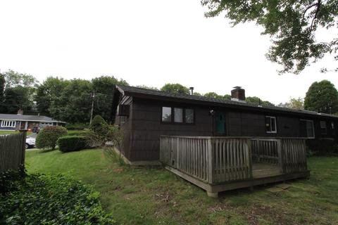 3 Gordon Rd, Beverly, MA 01915 photo 4