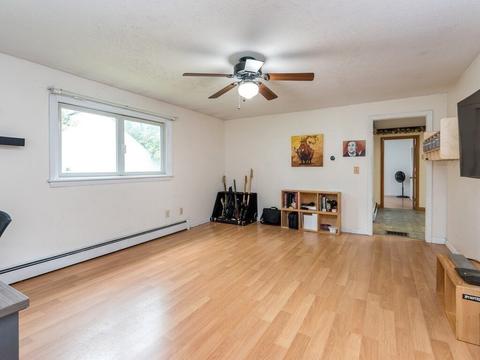 8 Morris St, Webster, MA 01570 photo 6