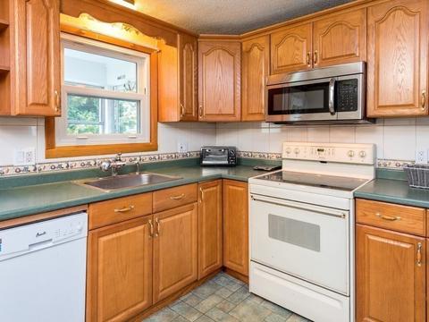 8 Morris St, Webster, MA 01570 photo 8