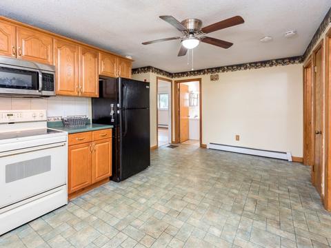 8 Morris St, Webster, MA 01570 photo 9