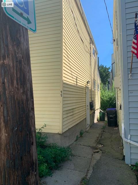 11 Hart St, Brookline, MA 02445 photo 4