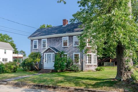 18 Sawyer St, Wareham, MA 02571 photo 4