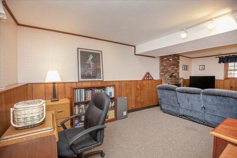 2 Orrantia Cir, Danvers, MA 01923 photo 27