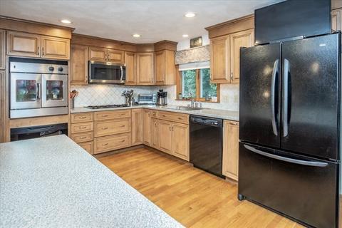 2 Orrantia Cir, Danvers, MA 01923 photo 15