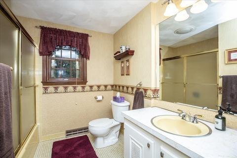 2 Orrantia Cir, Danvers, MA 01923 photo 20