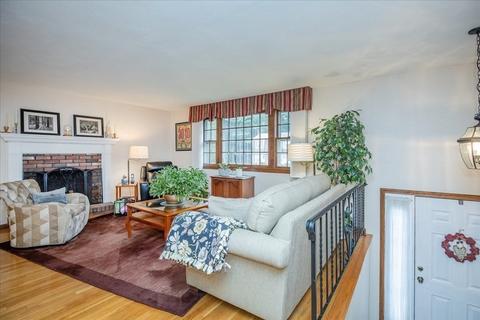 2 Orrantia Cir, Danvers, MA 01923 photo 9