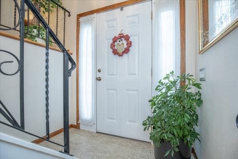 2 Orrantia Cir, Danvers, MA 01923 photo 8