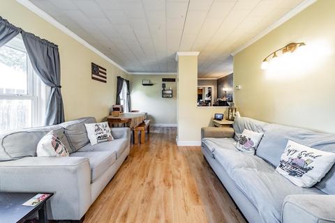 11 Storrs St, Ware, MA 01082 photo 6