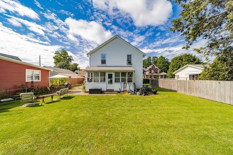 11 Storrs St, Ware, MA 01082 photo 3