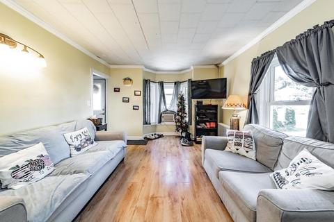 11 Storrs St, Ware, MA 01082 photo 4